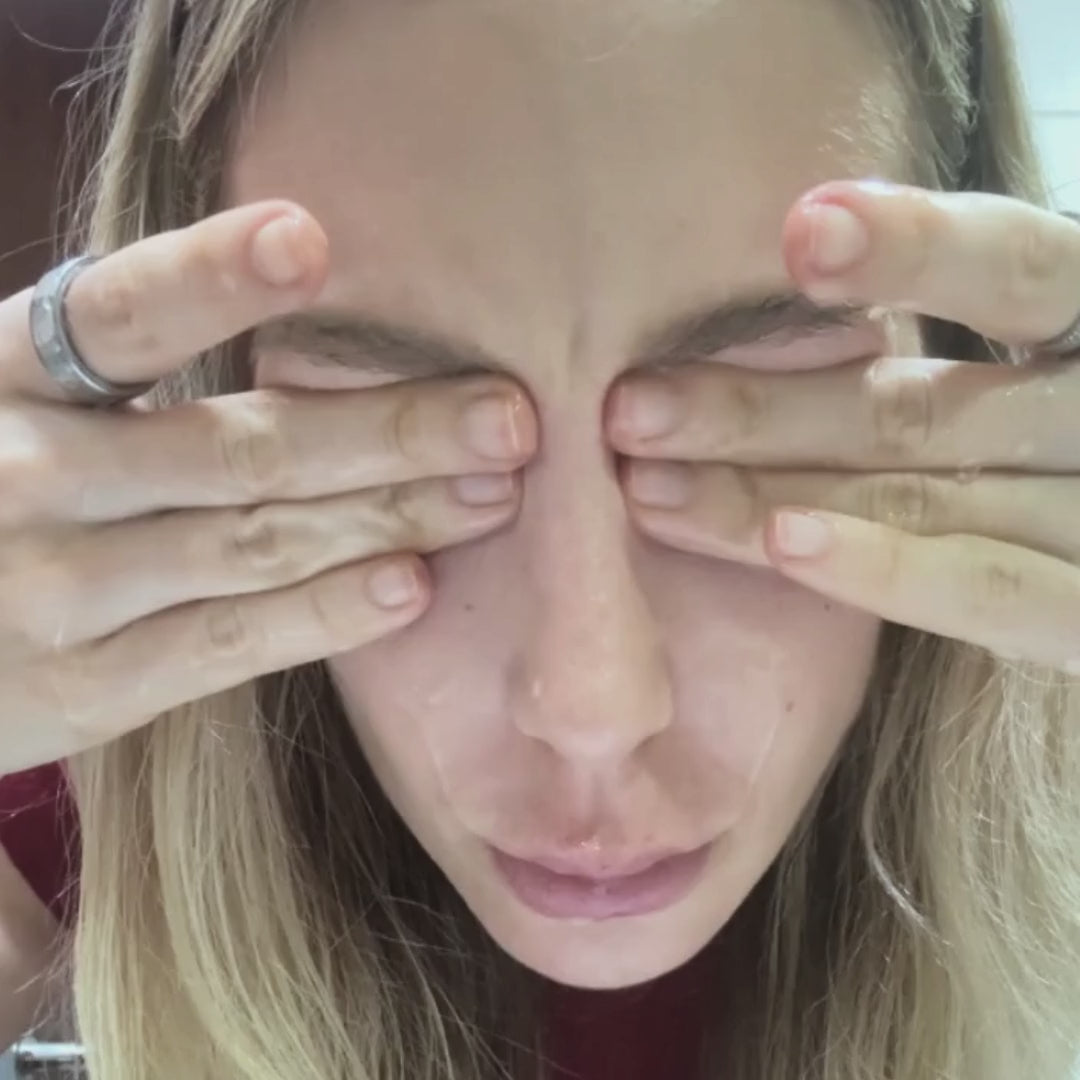 Load video: Peptide-infused Mascara